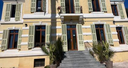 1890 house with sea view 300 m from the sea