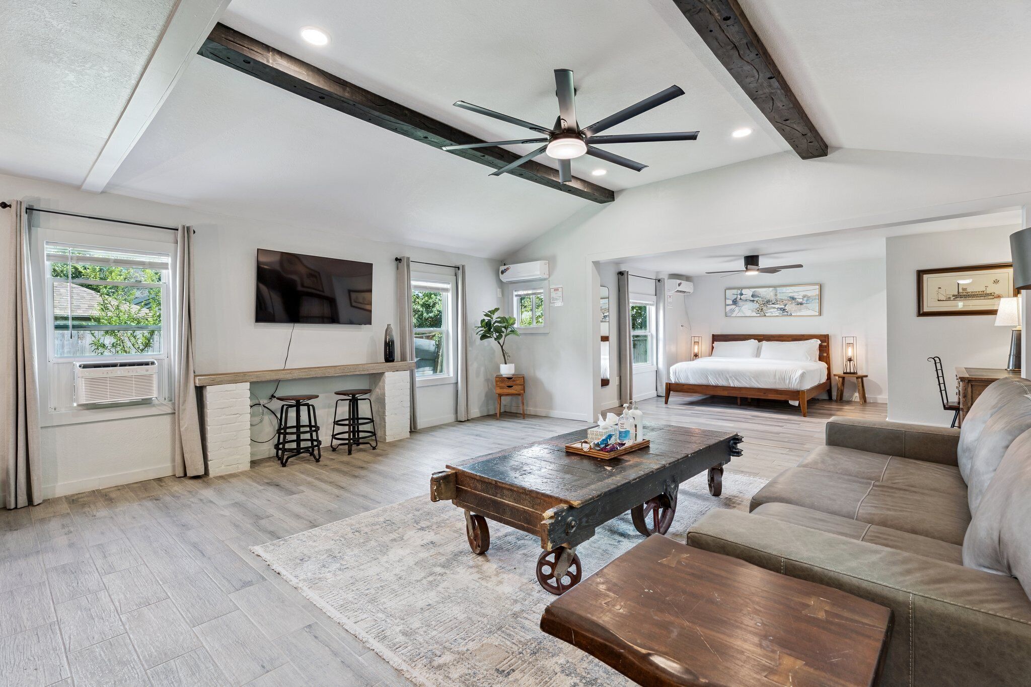 1 bedroom, iron/ironing board, free WiFi, bed sheets