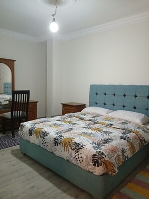 2 Schlafzimmer, Bügeleisen/Bügelbrett, kostenloses WLAN, Bettwäsche