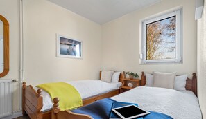 1 Schlafzimmer, Bügeleisen/Bügelbrett, Bettwäsche