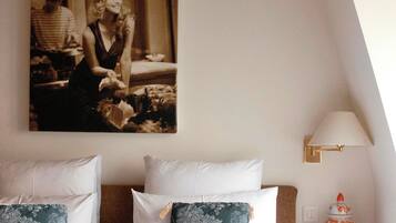 3 bedrooms, in-room safe, laptop workspace, soundproofing