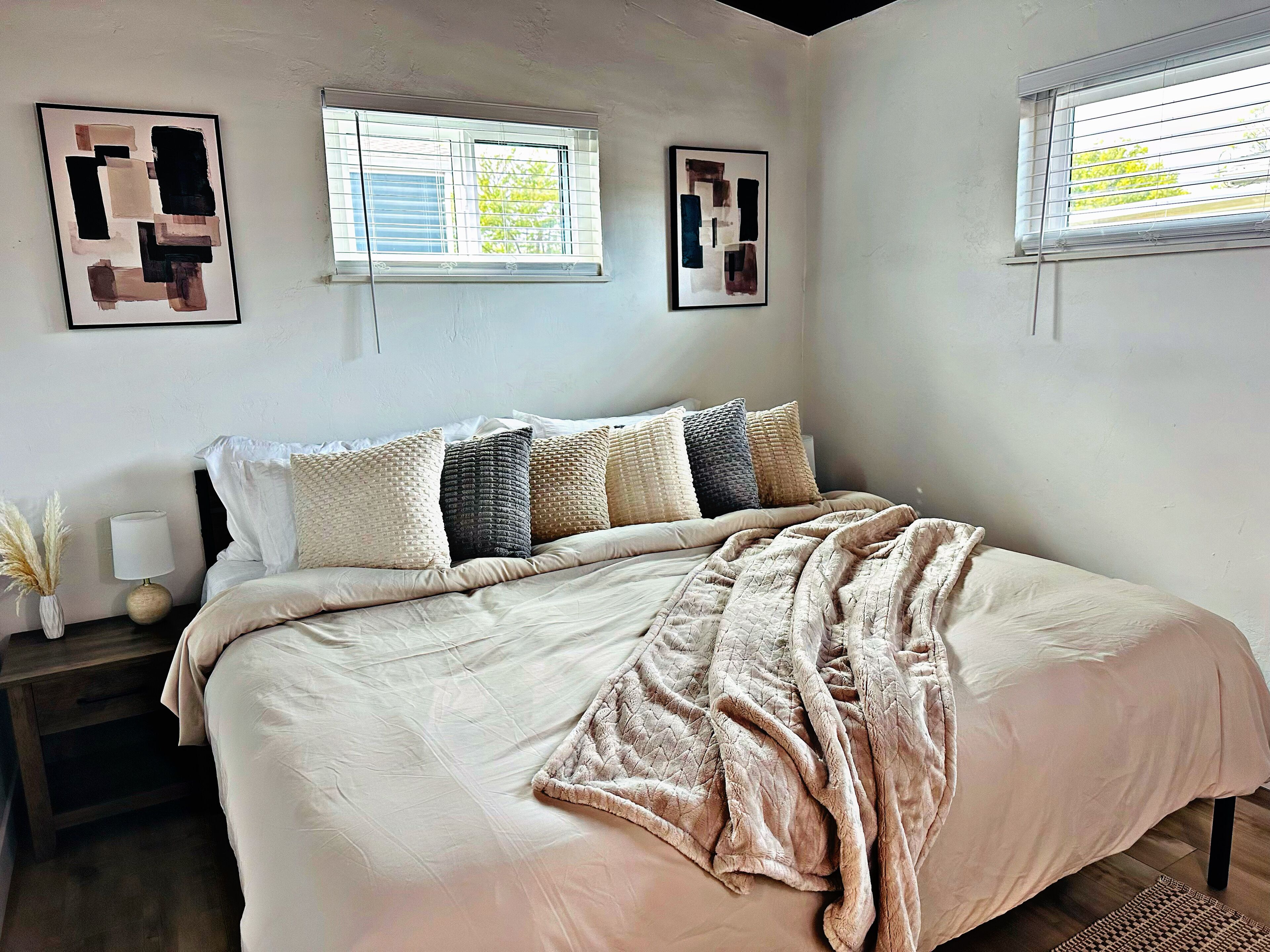 3 bedrooms, iron/ironing board, free WiFi, bed sheets