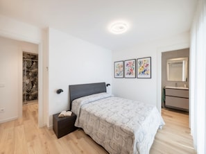3 bedrooms, Internet, bed sheets