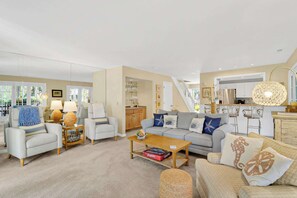 Téléviseur, bureau