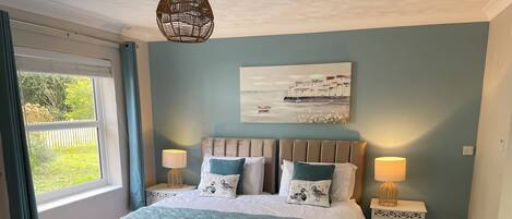 2 soverom, strykejern/-brett, wi-fi og sengetøy