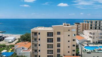 واجهة المنشأة