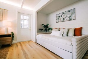 4 Schlafzimmer, Bügeleisen/Bügelbrett, WLAN, Bettwäsche