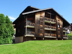 Esterni