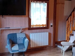 Fernseher, Stereoanlage