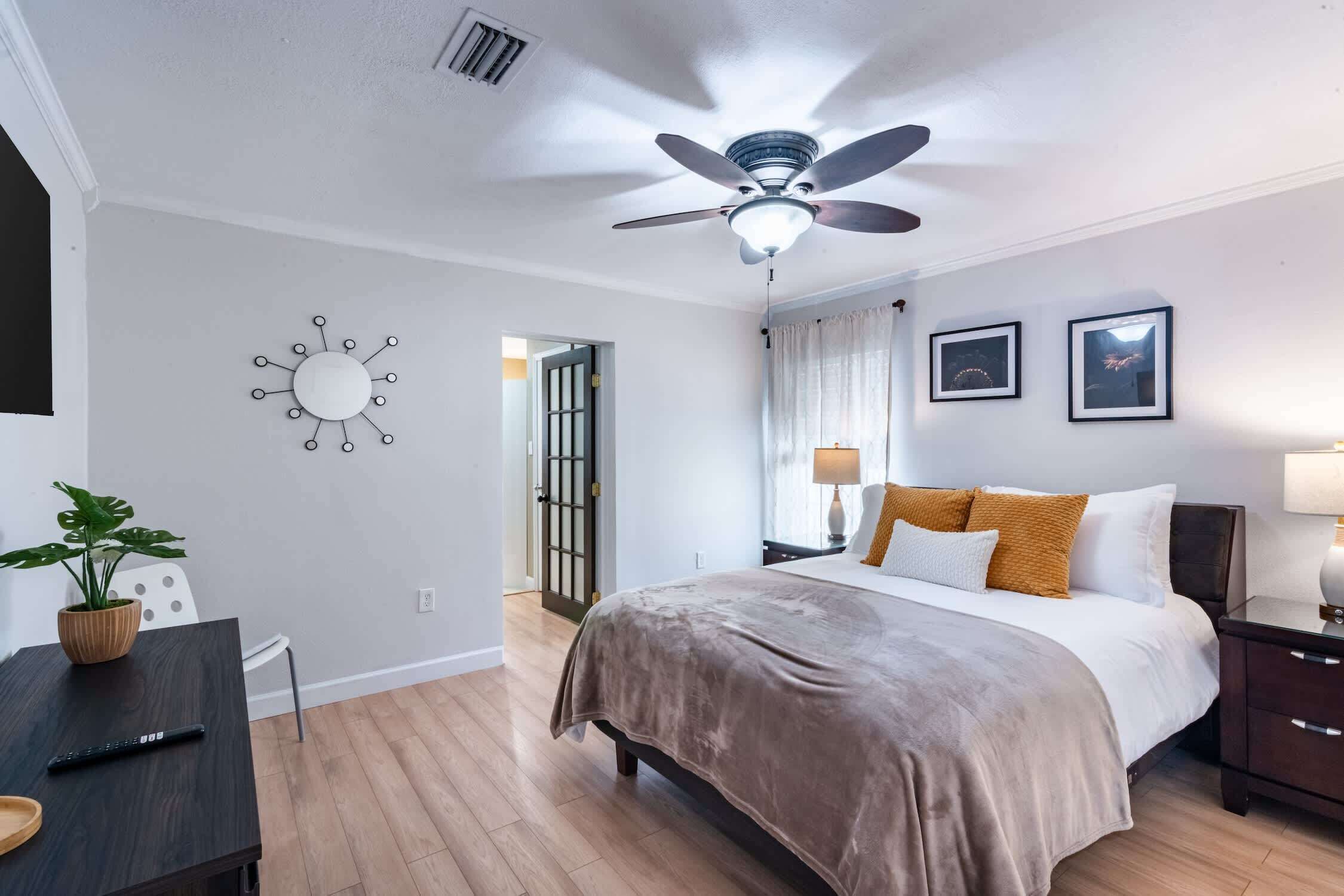 3 habitaciones, tabla de planchar con plancha y wifi gratis 