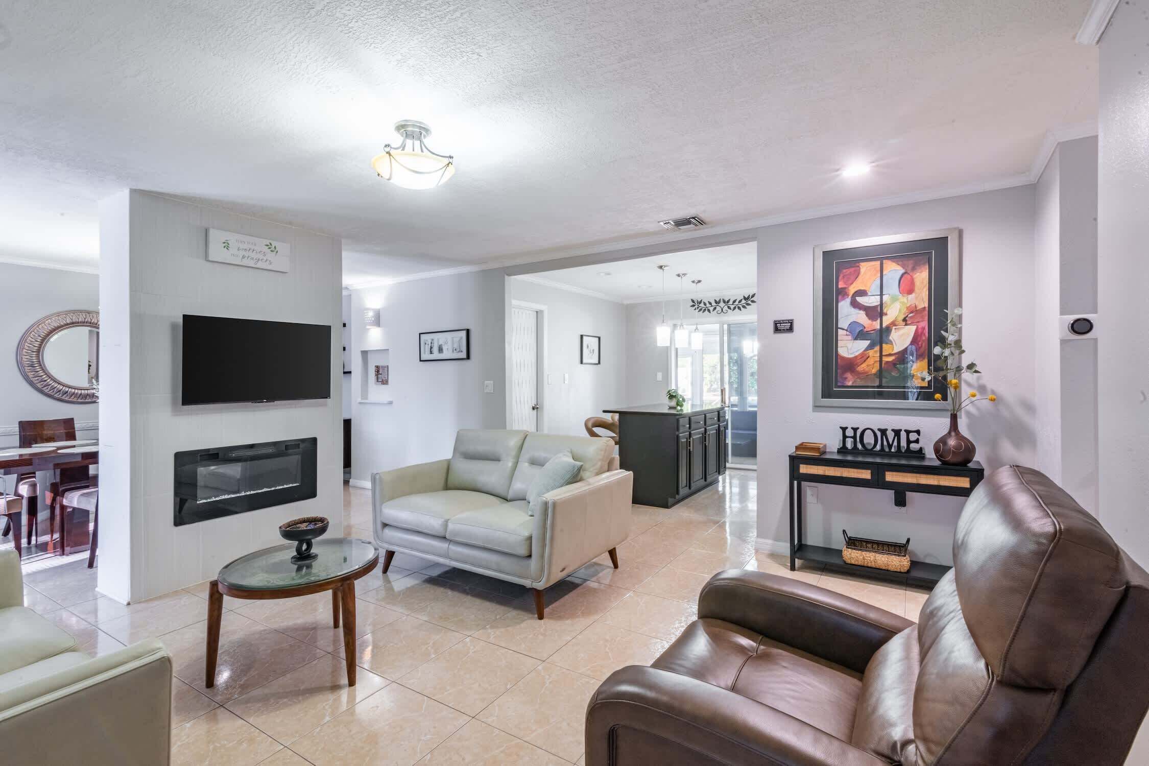 Smart TV, fireplace, books