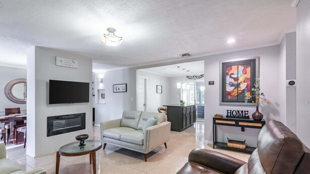 Smart TV - Family Retreat with Pool, Fenced Yard, AC (Grand Island)