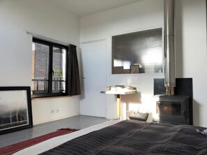 4 chambres, fer et planche à repasser, Wi-Fi gratuit, draps fournis