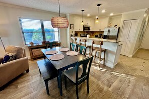 Dining - FREE DAILY FUN with this beach lovers dream getaway! (Saint Augustine)