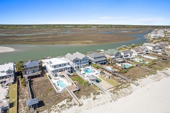 Exterior - Pirates Chest, Ocean Isle Beach (Ocean Isle Beach)
