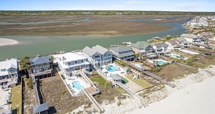 Pirates Chest, Ocean Isle Beach