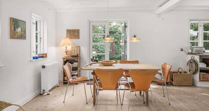 5 Star Holiday Home in Lokken