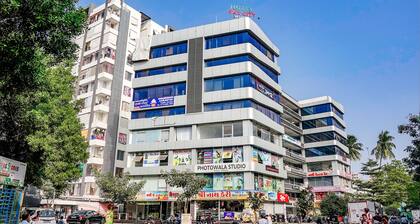 Hotel Skycity Premium AC Room in Surat