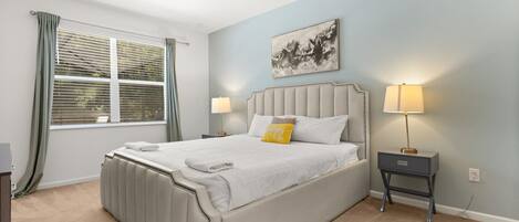 8 chambres, fer et planche à repasser, lit parapluie, Wi-Fi