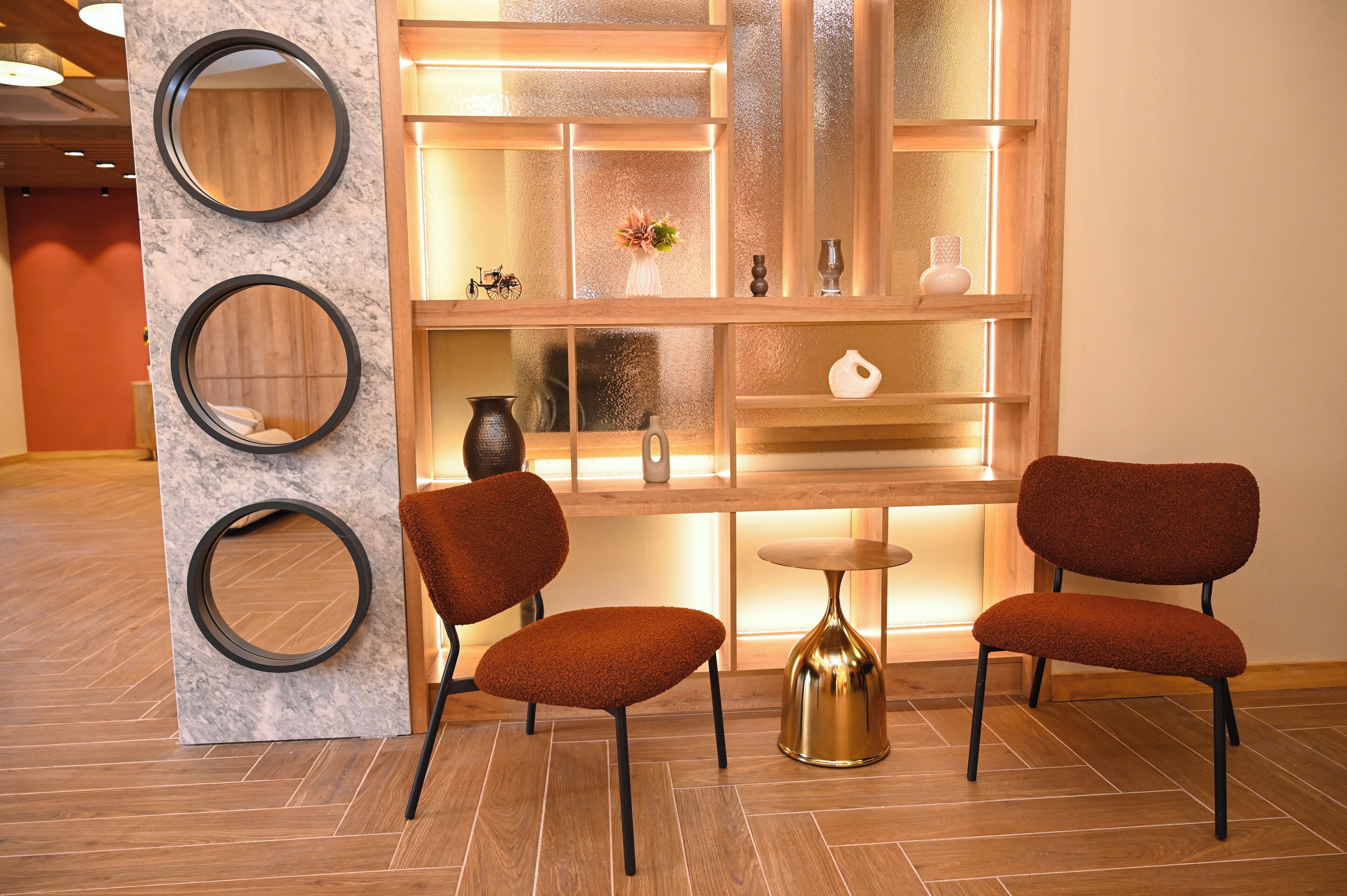 Photo - Landmark Hotel