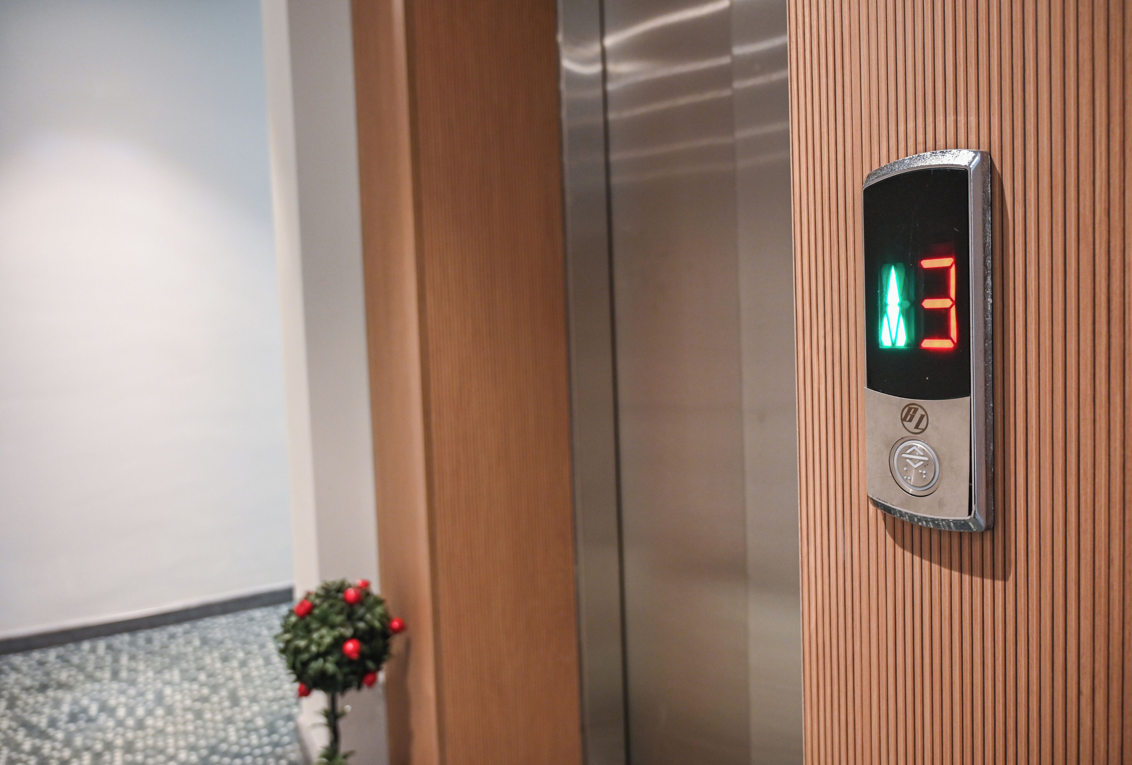 Photo - Landmark Hotel