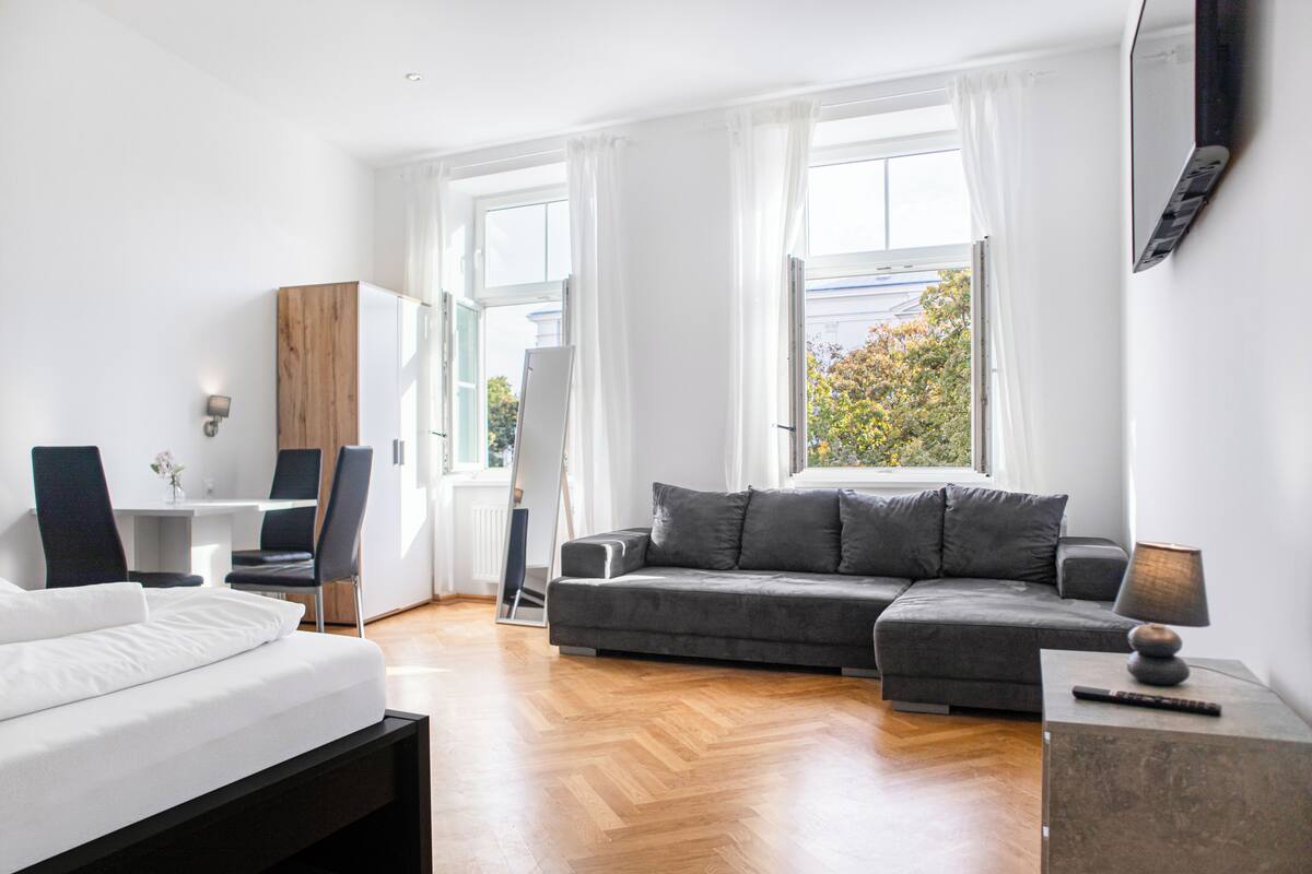 Basic-Zimmer | Bügeleisen/Bügelbrett, kostenloses WLAN