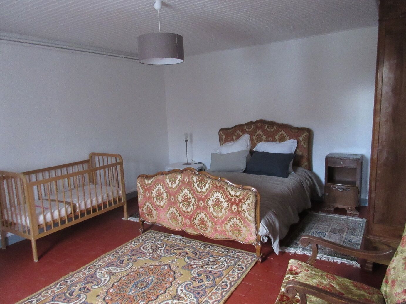 3 Schlafzimmer, Bügeleisen/Bügelbrett, Bettwäsche