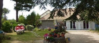 Appartement de 80m² dans une maison proche mer avec jardin et place de parking