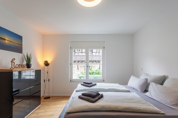 2 chambres, fer et planche à repasser, Wi-Fi, literie fournie