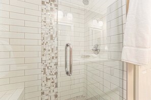 Shower, towels