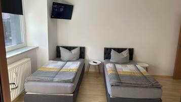 1 habitación, wifi y ropa de cama