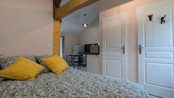 1 Schlafzimmer, Bügeleisen/Bügelbrett, WLAN, Bettwäsche