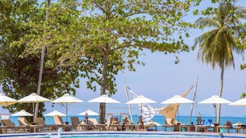 2 outdoor pools, open 10:00 AM to 9:00 PM, free pool cabanas