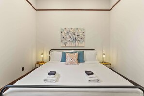 9 chambres, bureau, fer et planche à repasser, Wi-Fi