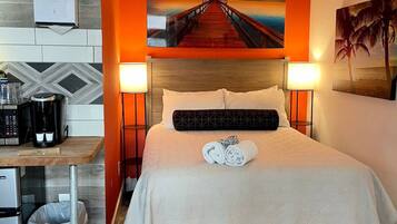 Estúdio standard, 1 cama Queen | Individualmente decorados, individualmente mobiliados, Wi-Fi de cortesia