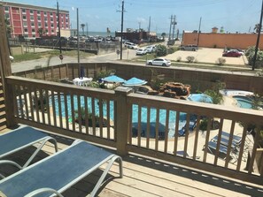 Comfort Room, 1 King Bed, Pool View, Beachside | Balcony view - Shore Thing (Galveston)