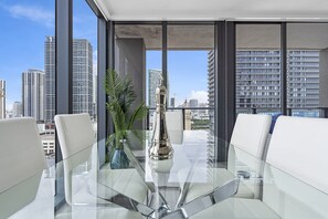 Unclassified image, 5 of 38, button - X Lounge V-Panoramic Private Residence (Miami)