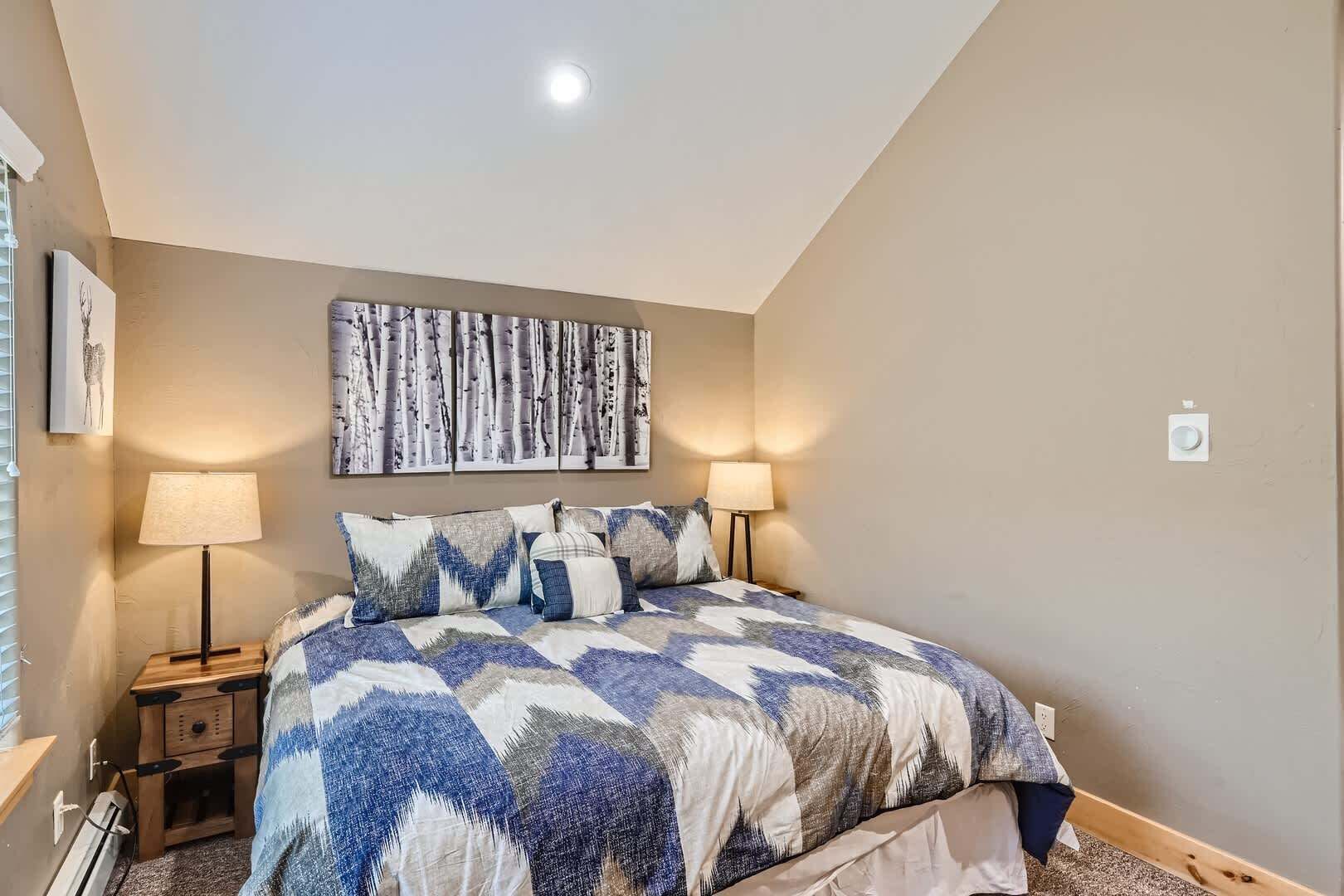 4 bedrooms, travel cot, WiFi, bed sheets