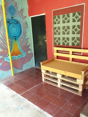 Economy Shared Dormitory, Patio