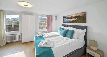 book2stay: Apartment 4 Schlafzimmer + Küche + Parkplatz