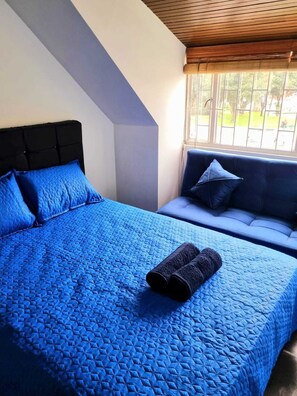 4 bedrooms, WiFi, bed sheets