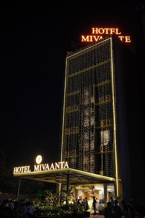 Exterior - Hotel Mivaante (Ahmedabad)