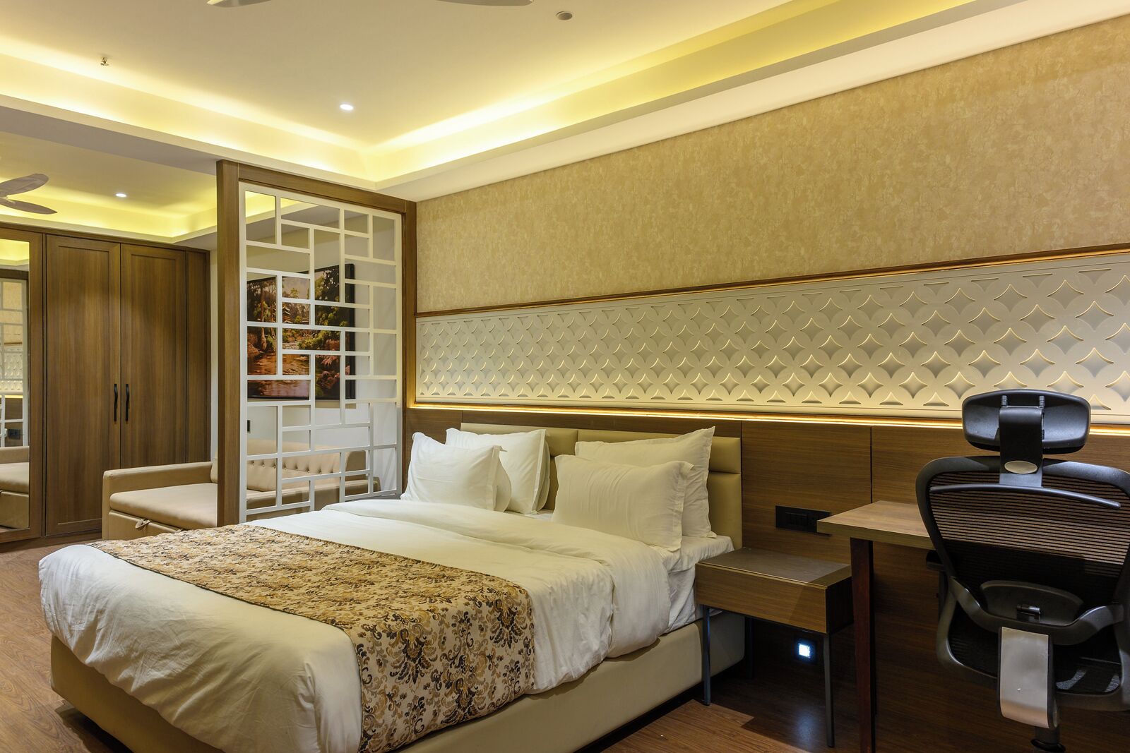 Familien-Vierbettzimmer, Balkon, Parkblick