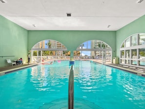 Innenpool, beheizter Pool