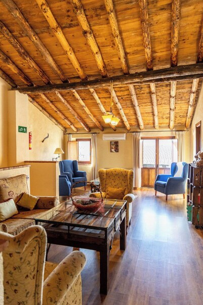 Encanto Rústico: Chimenea y Barbacoa Norte Córdoba