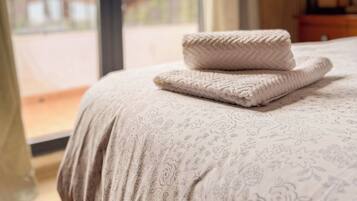 3 chambres, bureau, fer et planche Ă repasser, Wi-Fi