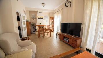 TV, fireplace, table tennis