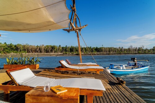 Beautiful floating villa for kite surfers & ocean lovers! 