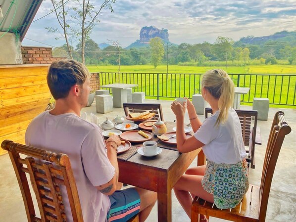 Restaurant - Kashyapa Kingdom View Home (Sigiriya)