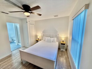 Imagen sin descripción, 3 de 30, botón